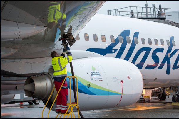 Alaska Airlines Flies First Commercial Flight with New Biofuel Made from Forest Residuals